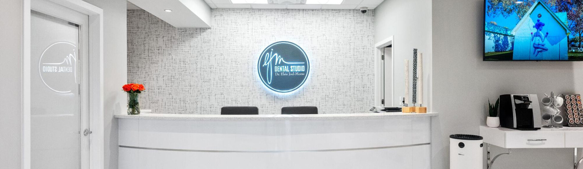 EJM Dental Studio front desk